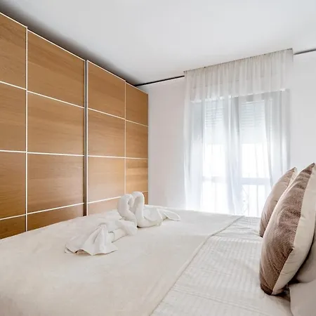 Lejlighed Luxury Escape In Puerto Banus